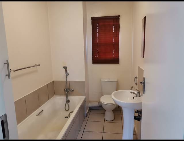 3 BEDROOM APARTMENT FOR SALE IN WITFIELD
